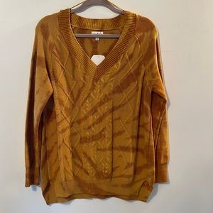 NWT Wonderly V-Neck Cable Sweater